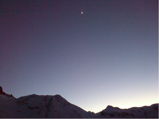 lvajciarsko-vecerna-tschierva-hutte-2583m-n-m-